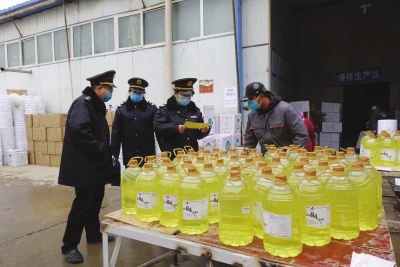 甘肅省衛(wèi)生健康委綜合監(jiān)督局對11家消毒產品生產企業(yè)和蘭州市部分消毒產品經(jīng)營單位進行督導檢查