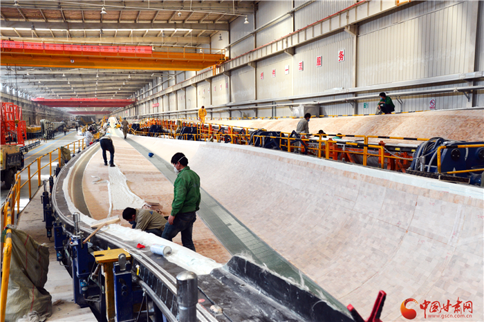 “擰緊”防控閥 打出“組合拳”——玉門市三向發(fā)力推動(dòng)疫情防控、復(fù)工復(fù)產(chǎn)、脫貧攻堅(jiān)齊頭并進(jìn)（圖）