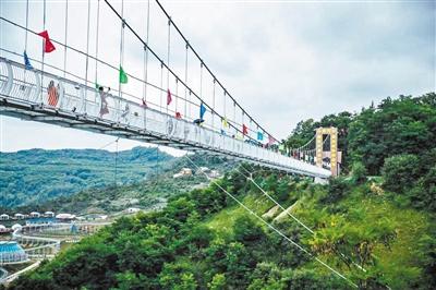 崆峒山5條美妙線路游起來！來這三座山赴暮春之約