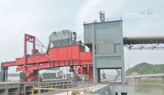 太瘋狂！水泥漲價(jià)幾輪，依舊排隊(duì)搶購(gòu)......發(fā)生了什么？