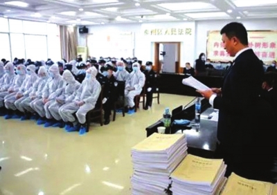 天水秦州區(qū)開審18人涉惡案 被控涉嫌敲詐勒索、尋釁滋事、開設賭場等