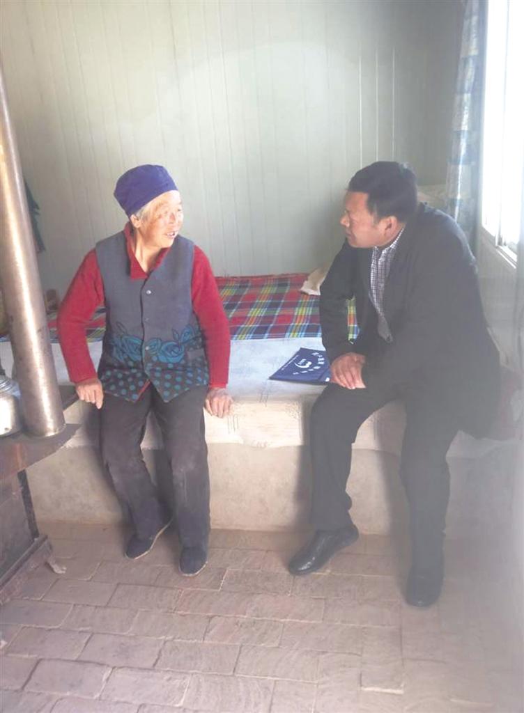 榆中縣扶貧開發(fā)辦公室黨組書記、主任王國福：建言獻策當助手 沖鋒陷陣排頭兵