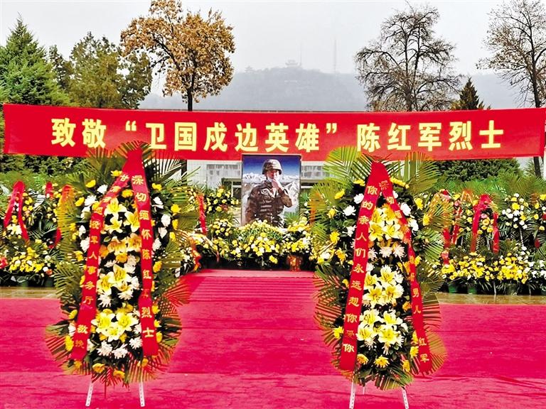 又是一年清明時(shí) 金城嗚咽祭英魂 “紅軍，我們看你來(lái)了！”