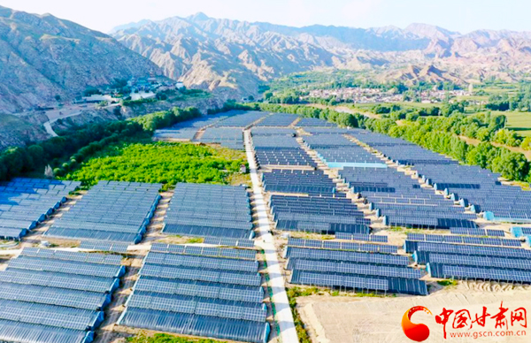 【奮斗百年路 啟航新征程 脫貧攻堅(jiān)答卷】以村為家，把貧困戶當(dāng)家人——記全國(guó)脫貧攻堅(jiān)先進(jìn)個(gè)人錢(qián)有