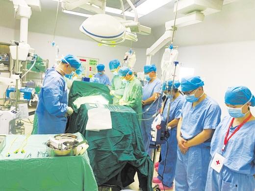 萍萍，謝謝你曾經(jīng)來(lái)過(guò)!蘭州一名11歲女孩不幸離世，父母捐獻(xiàn)女兒器官