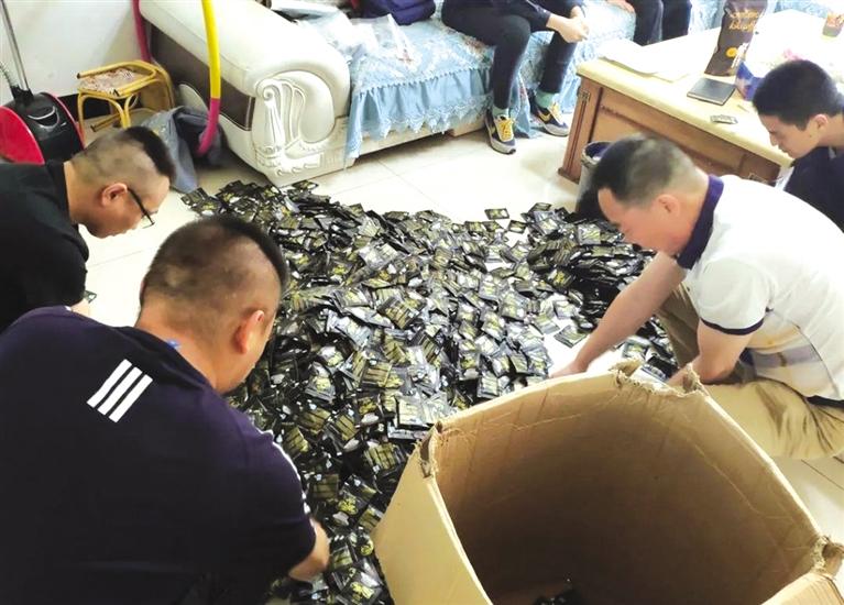 “減肥咖啡”竟含違禁藥 蘭州警方破獲特大網(wǎng)絡(luò)生產(chǎn)、銷售有毒、有害食品案