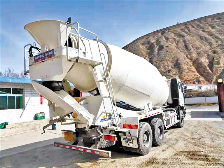 【聚焦3.15】大罐攪拌車(chē)年檢時(shí) 發(fā)現(xiàn)竟是非法改裝車(chē)？